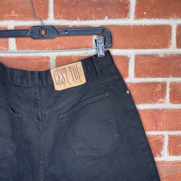 Vintage 90's black high waisted shorts - Picture 2 of 8